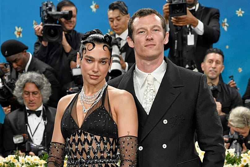 Dua Lipa et Callum Turner assistent au gala de l'Institut du costume du Metropolitan Museum of Art - 5 mai 2025