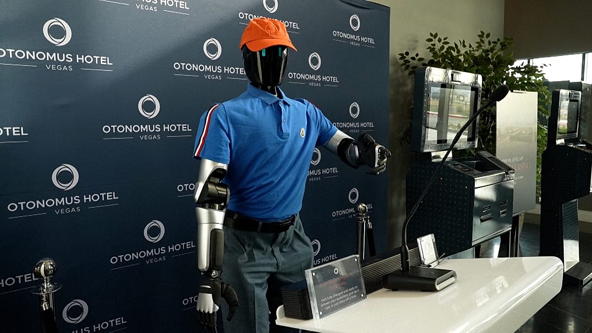 Meet Oto: The robot concierge welcoming guests at an AI-powered hotel in Las Vegas