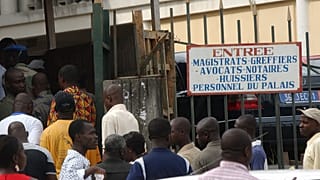 Côte d’Ivoire : le procès de l’attaque de Kafolo reprend à Abidjan