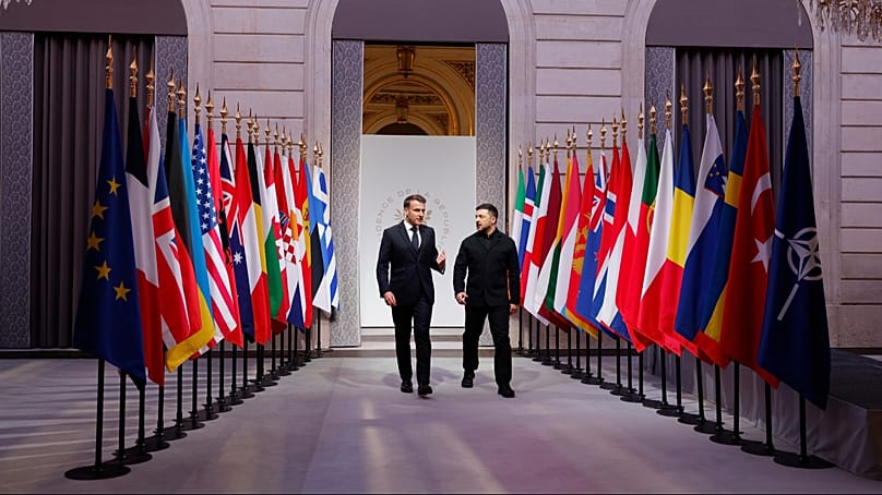 Эммануэль Макрон принял Владимира Зеленского.