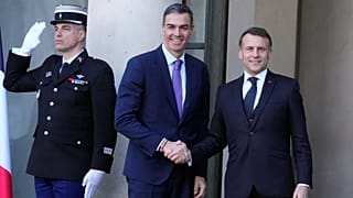 Sánchez y Macron en París, 6 de enero de 2025.