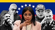 Delcy Rodríguez, rodeada por varios pesos pesados de la cúpula chavista: de izquierda a derecha, Nicolás Maduro Guerra, Jorge Rodríguez, Diosdado Cabello y Vladimir Padrino 