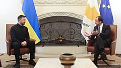 Zelenskyy e Christodoulides na reunião em Nicósia