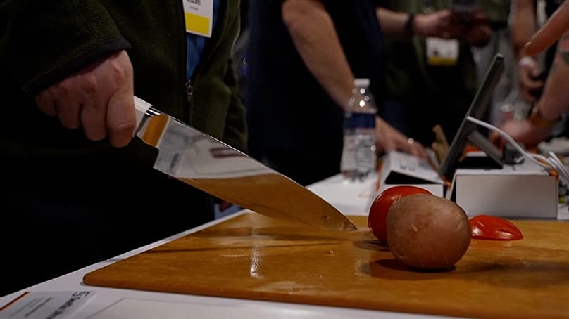 Seattle Ultrasonics' C-200 knife