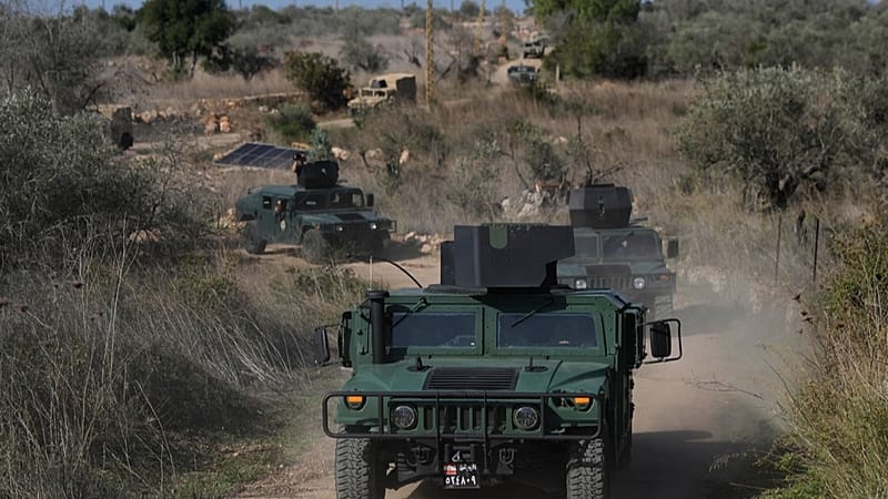 على وقع الترتيبات الجديدة.. ماذا تعني التفاهمات السورية - الإسرائيلية للبنان؟ 