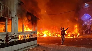 تصاویری از تجمع شبانه در تهران