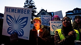 États-Unis : manifestations à Minneapolis après la mort d'une femme lors d'une opération de l'ICE