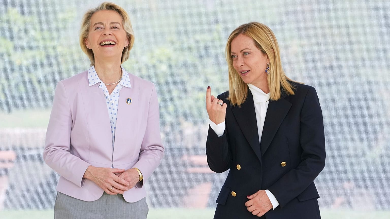 Ursula von der Leyen és Giorgia Meloni