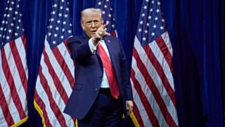 O Presidente dos EUA, Donald Trump, fala aos legisladores republicanos da Câmara dos Representantes durante o seu retiro anual em Washington, 6 de janeiro de 2026