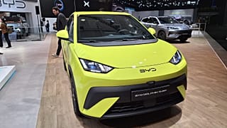 A BYD Dolphine Surf autója a Brüsszeli Autószalonon