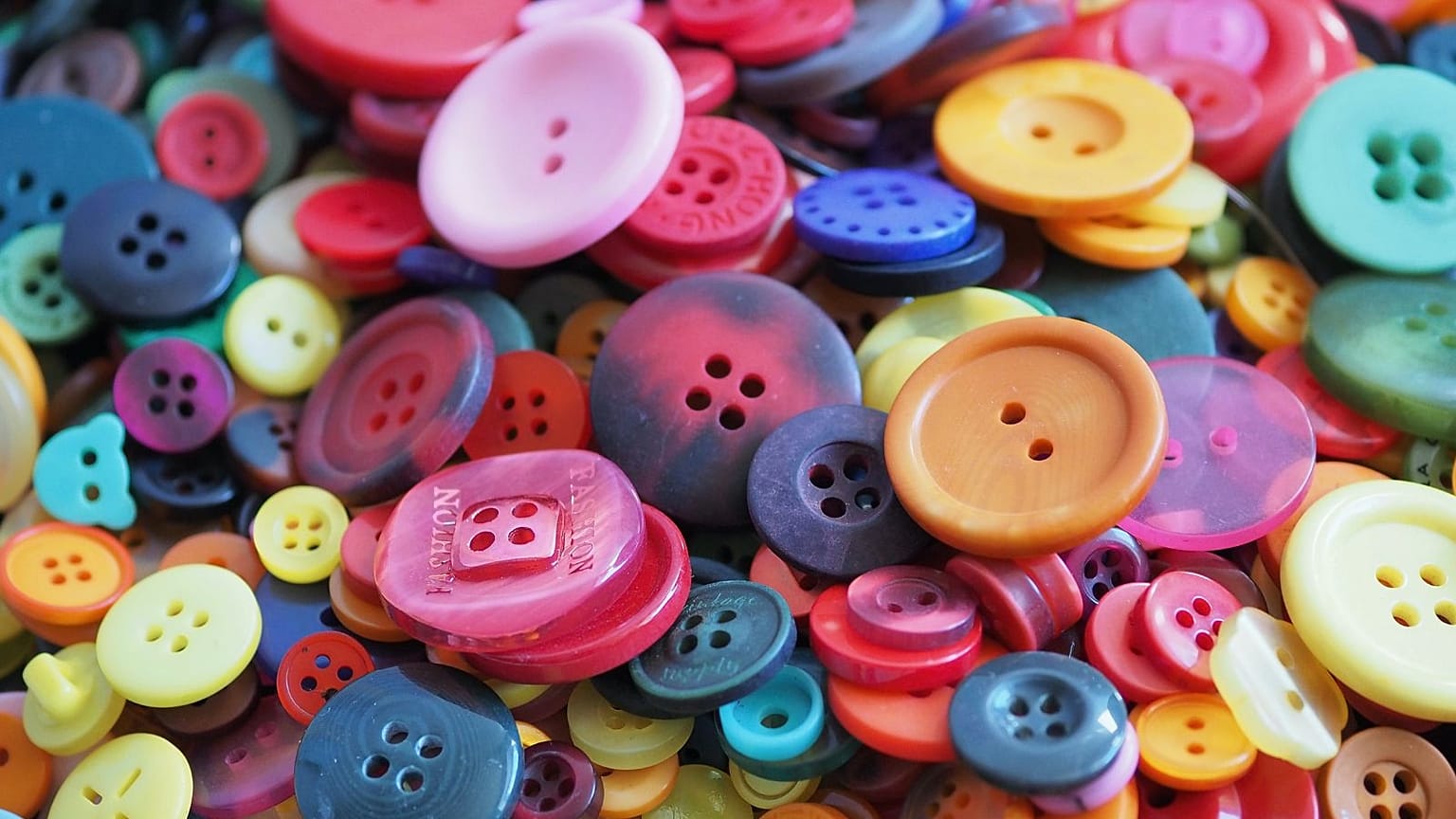 What is 365 buttons? Everything you need to know about 2026’s first viral TikTok trend 