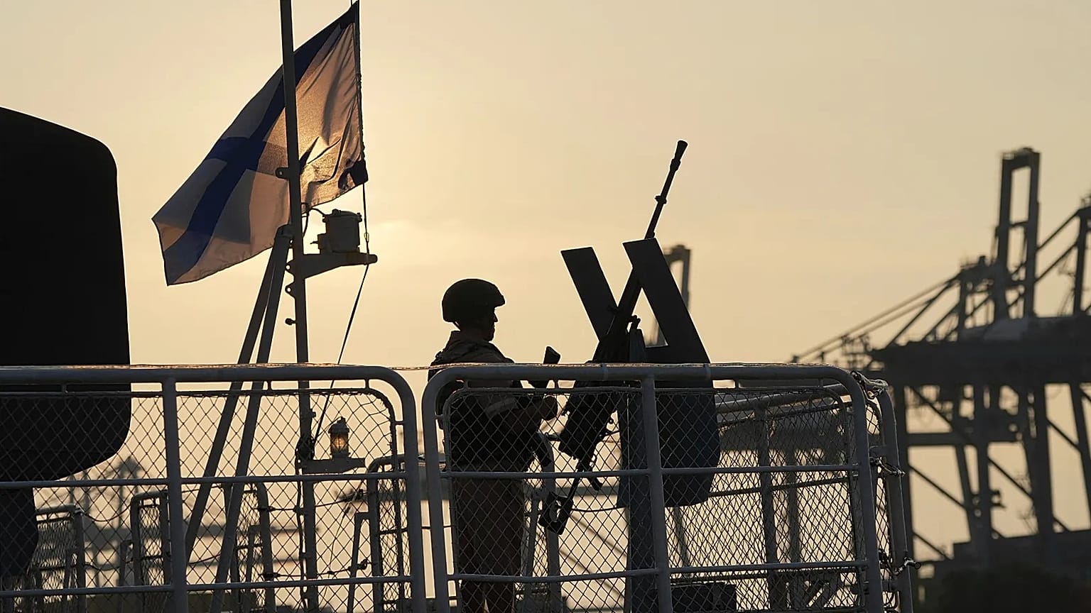 A crewman on the bow of Russian Navy corvette Hero of the Russian Federation in Jakarta, 3 June, 2025