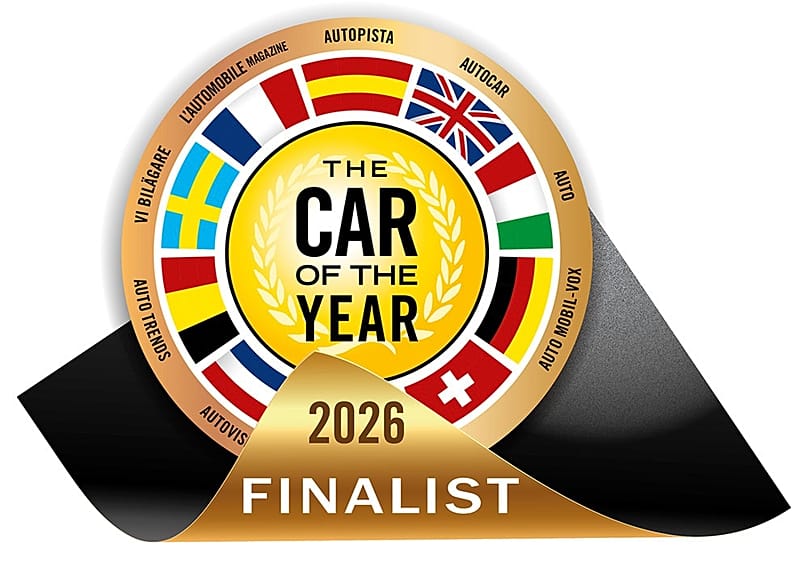 Le constructeur est autorisé à utiliser le titre et le logo distinctif Car of the Year pendant l’année de l’attribution