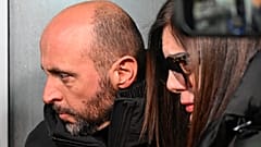 I proprietari del bar Le Constellation di Crans-Montana, Jacques e Jessica Moretti, prima di essere interrogati dalla procura a Sion, Svizzera, venerdì 9 gennaio 2026