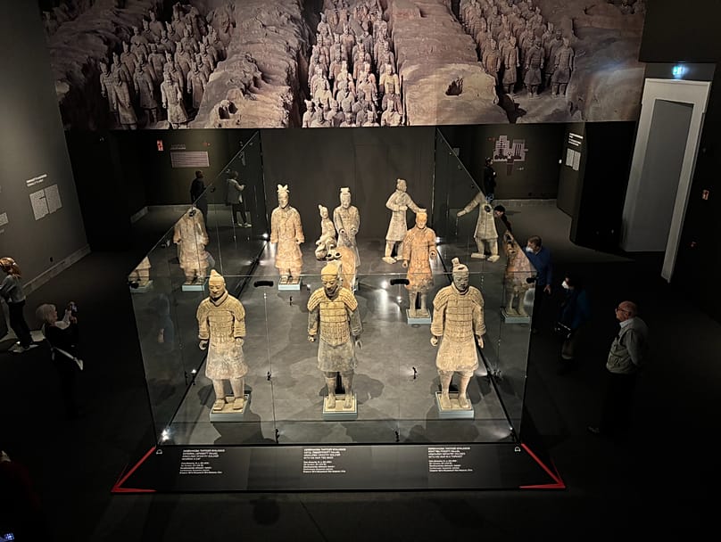 Az öröklét őrei – Az első kínai császár agyagkatonái c. kiállítás installálása 