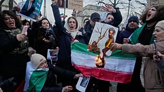 People around the world rally in support of protests in Iran