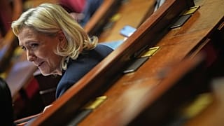 Marine Le Pen, à l'Assemblée nationale avant un débat sur le projet de loi relatif au financement de la sécurité sociale, mercredi 12 novembre 2025 à Paris.