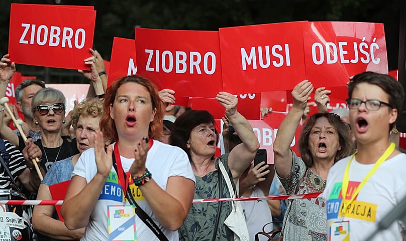 Protesters demand the dismissal of Zbigniew Ziobro following revelations that his deputy encouraged online hate against judges who criticise the government, 26 August, 2019