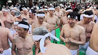 Japan: 100 worshippers endure icy waters for Shinto ritual in Tokyo