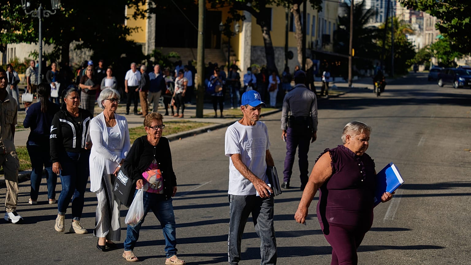 Cubans line up for appointments at the U.S. embassy in Havana, Cuba, Thursday, Jan. 8, 2026. 