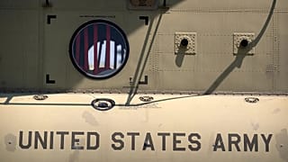 Un helicóptero CH-47 Chinook del Ejército de EE.UU. en la Base Conjunta Andrews en Maryland, 12 de junio de 2025.