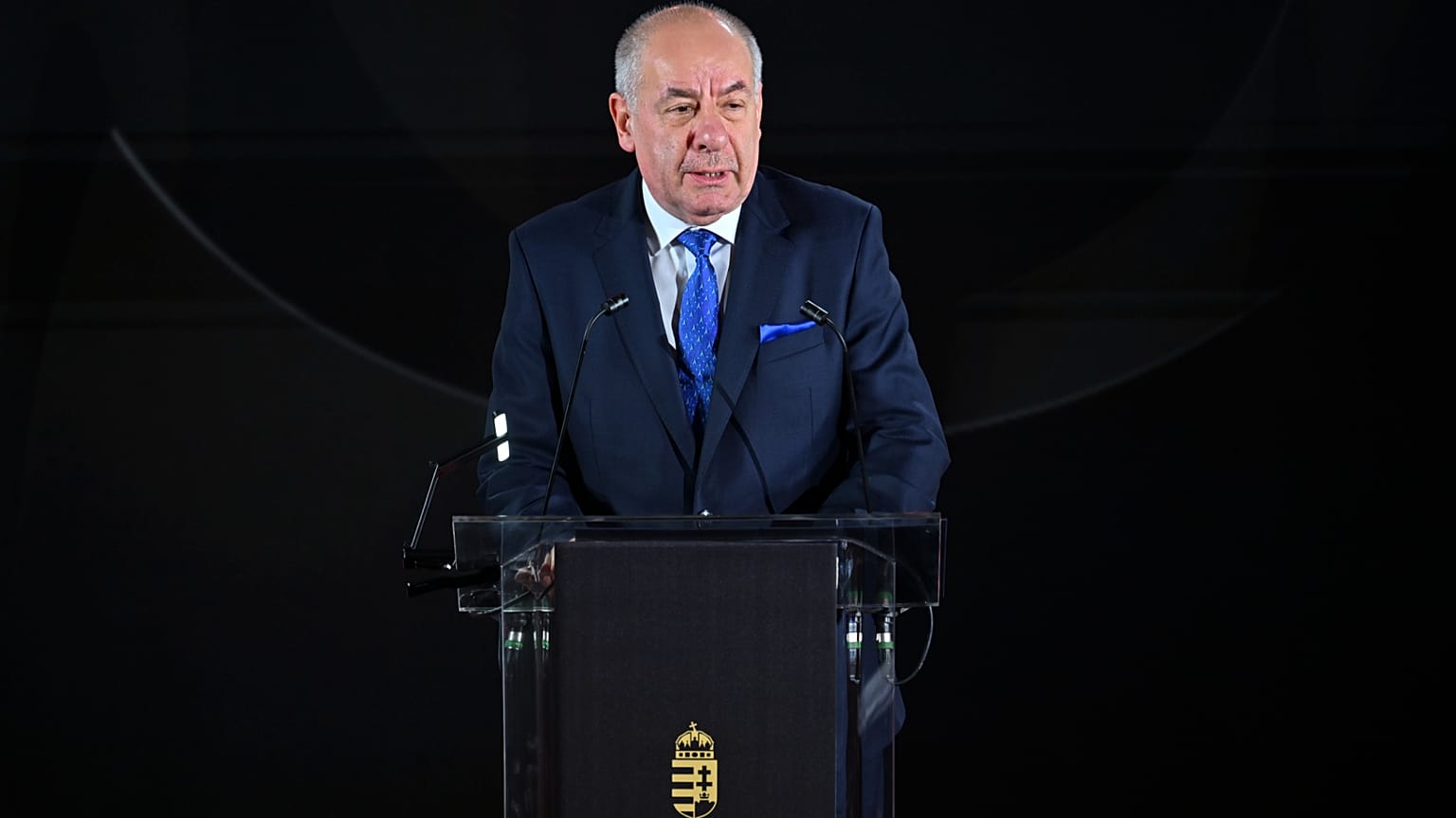  Sulyok Tamás köztársasági elnök beszédet mond a Magyar Olimpiai Bizottság (MOB) alapításának 130. évfordulója alkalmából rendezett gálaesten a Szépművészeti Múzeumban 2025. d