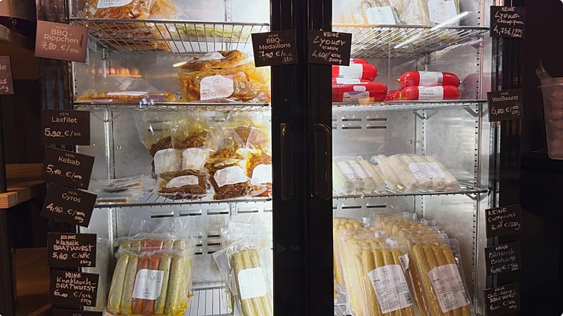 Proteine aus Pflanzen - und jede Menge leckere Wurstrezepte. Auch Veganer haben heute die Qual der Wahl.