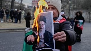 تظاهرات مخالفان حکومت ایران در اروپا