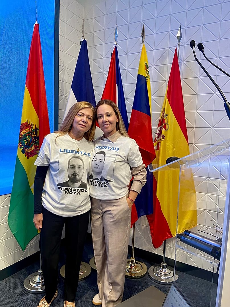 Verónica Noya y su madre. 