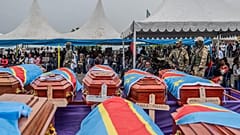Kongo'da drone saldırısı sonrası hayatını kaybeden insanların cenazesinden bir fotoğraf, 8 Ock 2026