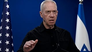 يوآف غالانت تل أبيب، إسرائيل، يوم الاثنين 18 ديسمبر 2023. (تصوير: مايا أليروزو/أسوشيتد برس)