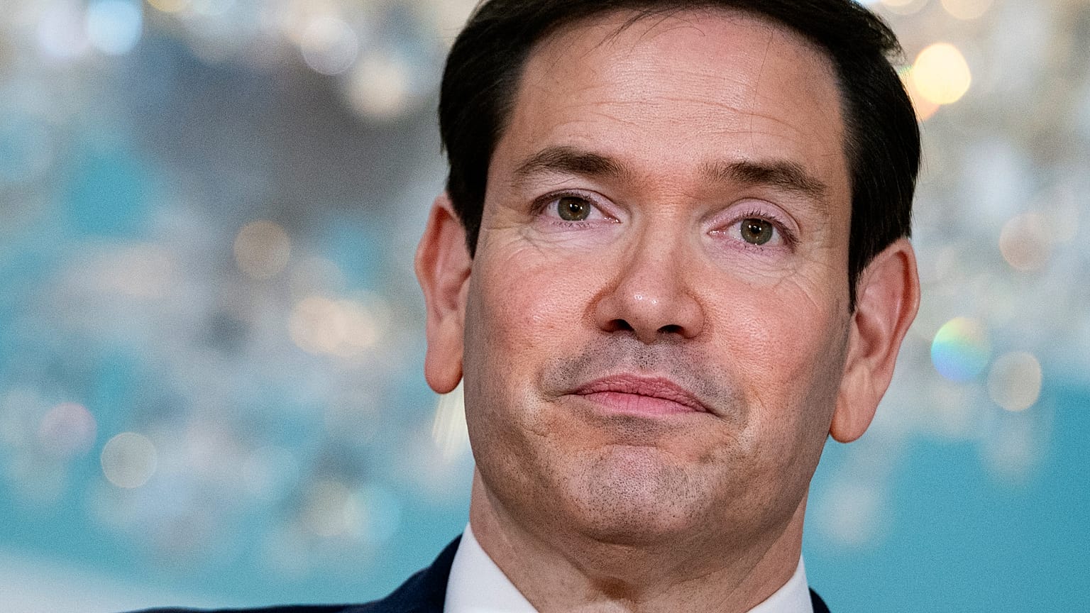 El secretario de Estado, Marco Rubio, hace una declaración a los periodistas en el Departamento de Estado en Washington, el 13 de enero de 2026.