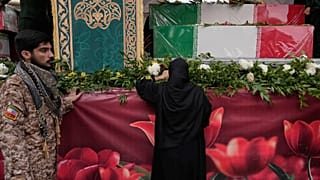 Iran : funérailles collectives des victimes des manifestations 