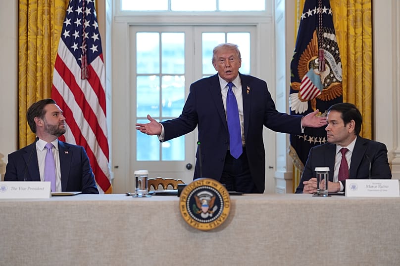 A meghatározó hármas