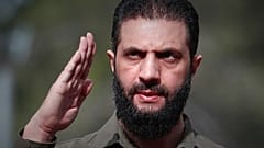 El presidente interino de Siria, Ahmad al-Sharaa, durante las celebraciones en Damasco (Siria), 8 de diciembre de 2025.