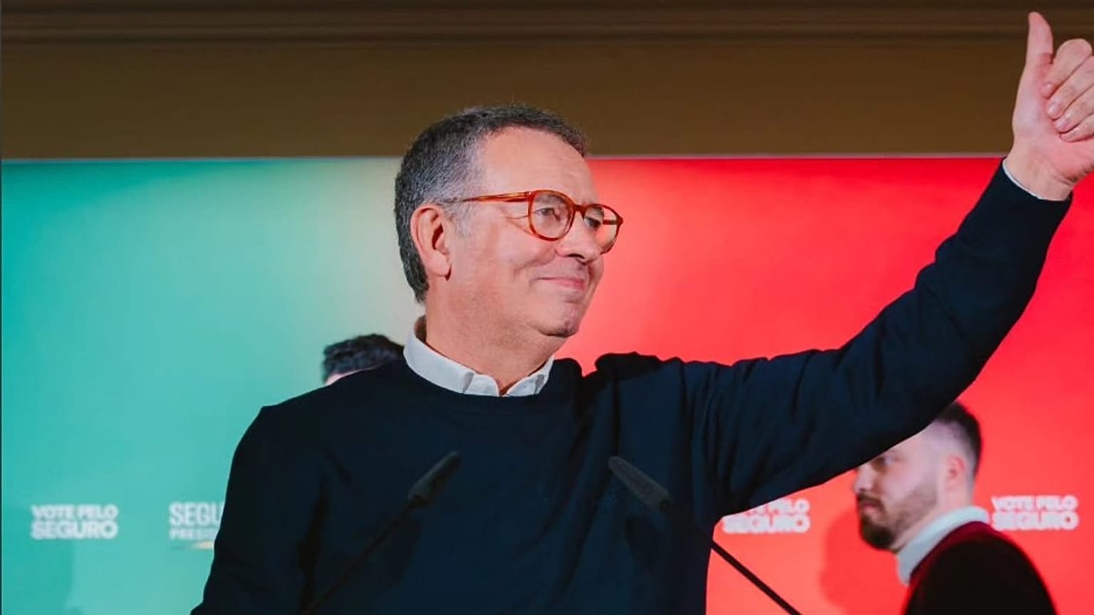 António José Seguro é o candidato apoiado pelo Partido Socialista