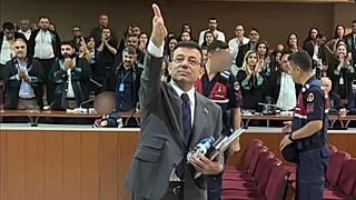 İmamoğlu, 17 Temmuz 2025'te mahkeme salonunda.
