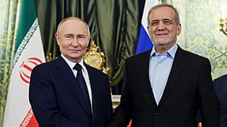 İran ve Rusya devlet başkanları, 17 Ocak 2025'te Kremlin'de yapılan görüşme sırasında