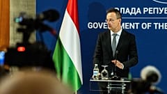 Ο Υπουργός Εξωτερικών και Εμπορίου της Ουγγαρίας στο Βελιγράδι στις 15 Ιανουαρίου