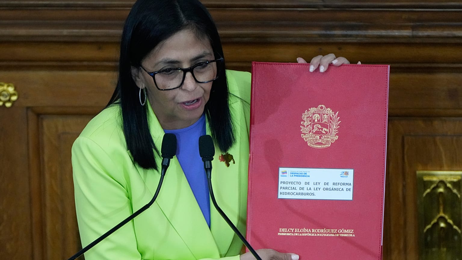 الرئيسة المؤقتة لفنزويلا ديلسي رودريغيز تُلقي أول خطاب لها حول «حالة الأمة» في الجمعية الوطنية في كاراكاس، فنزويلا،