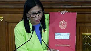 الرئيسة المؤقتة لفنزويلا ديلسي رودريغيز تُلقي أول خطاب لها حول «حالة الأمة» في الجمعية الوطنية في كاراكاس، فنزويلا،