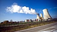 La centrale nucleare di Tricastin, venerdì 25 novembre 2011 a Pierrelatte, nel sud della Francia