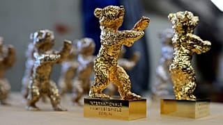 Ours coulés pour la 76e Berlinale avec des techniques traditionnelles du bronze