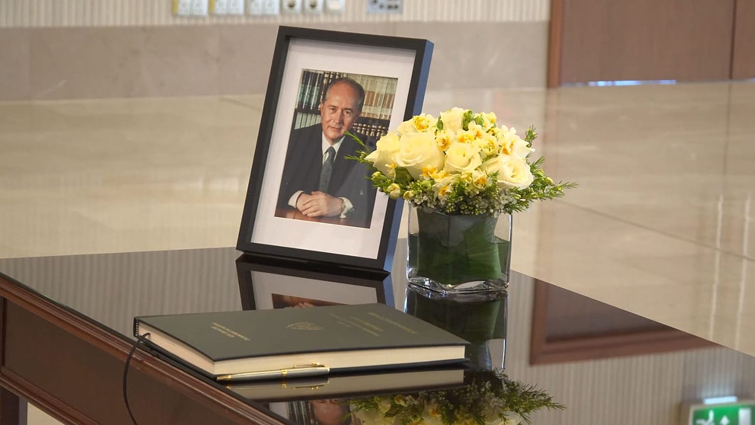 Βιβλίο συλληπητηρίων για τον εκλιπόντα πρώην Πρόεδρο της Κύπρου, Γιώργο Βασιλείου, στο Προεδρικό