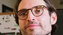Adrian Friederich verteilt Millionen. Der Berliner Wagniskapitalgeber FoodLabs hebt reihenweise Bio-StartUps aus der Taufe.