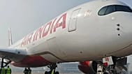 Olay sonrasında Air India'ya ait Airbus A350 uçağının motorunda hasar meydana geldi.