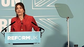 ليلى كانينغهام من حزب الإصلاح البريطاني تتحدث خلال مؤتمر صحافي، في لندن، بتاريخ 20 نوفمبر 2025.