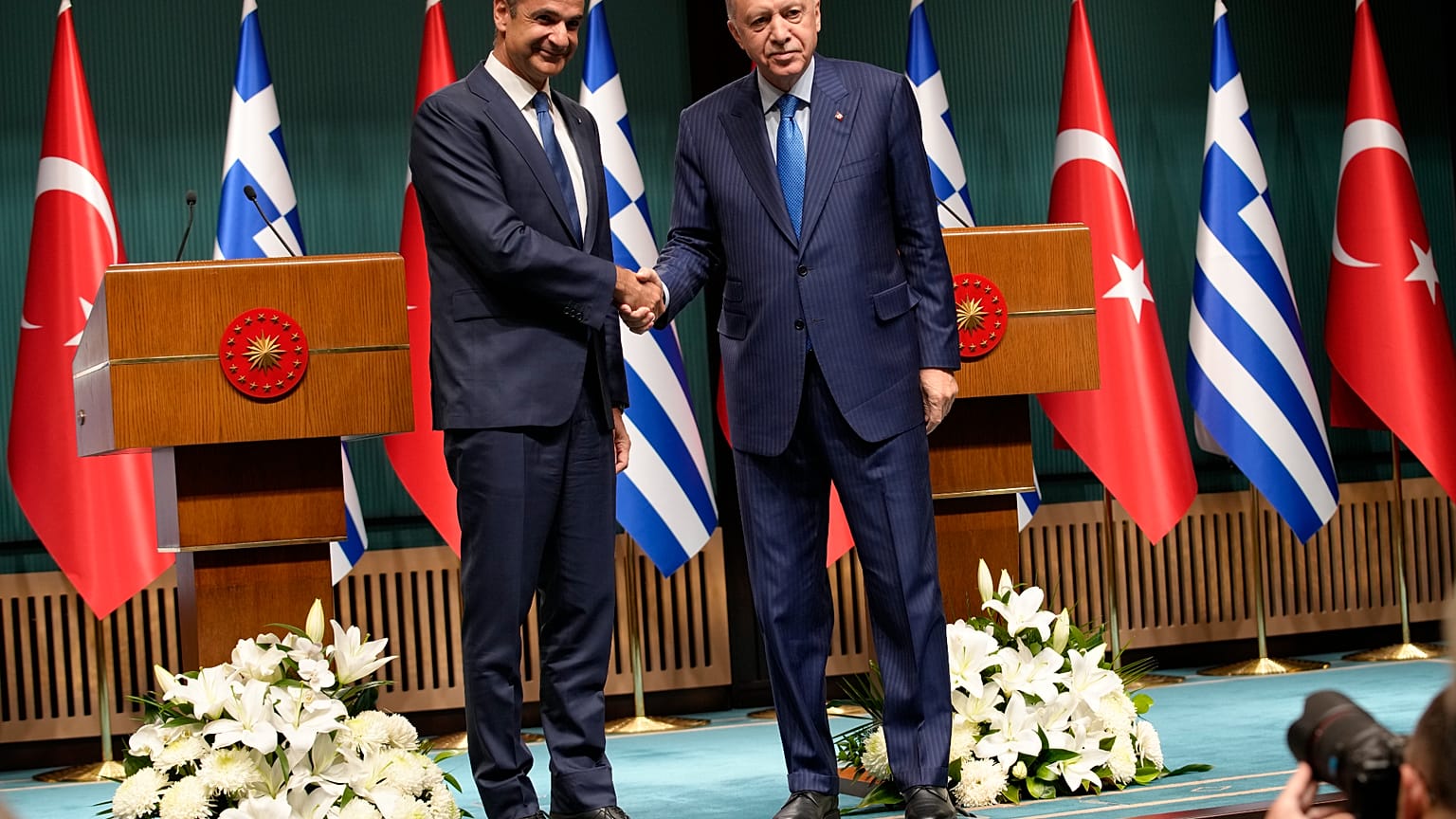 Κυριάκος Μητσοτάκης και Ρετζέπ Ταγίπ Ερντογάν κατά τη συνάντησή τους στην Άγκυρα, 13 Μαίου 2024