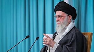 علی خامنه‌ای 
