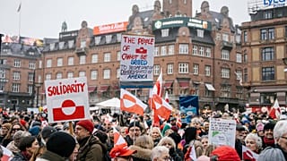 People march during a pro- Greenlanders demonstration, in Copenhagen, Denmark, Saturday, Jan. 17, 2026. 